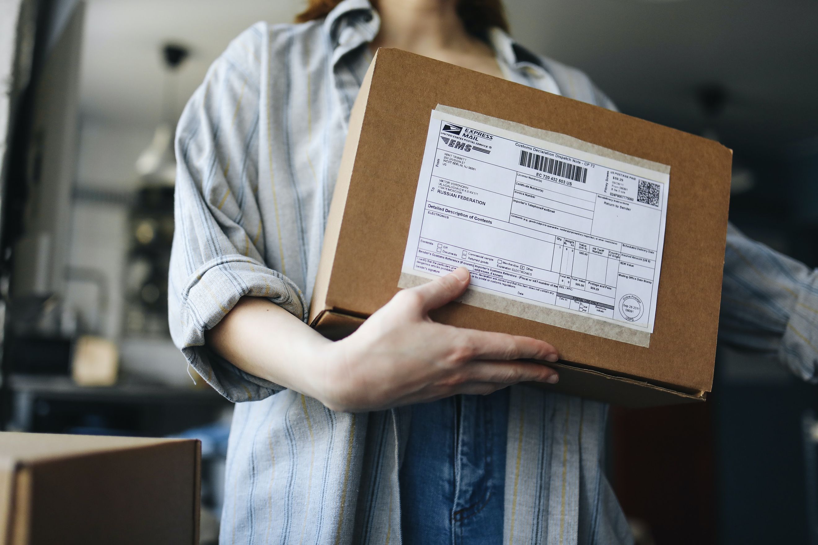 How USPS Can Harness AI to Transform and Satisfy Customer Needs